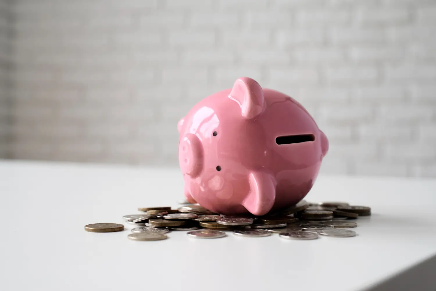 Quem está fugindo da poupança em 2026, poupadores da classe média saem enquanto contas acima de R$400 mil crescem e mantêm estoque de R$957 bilhões