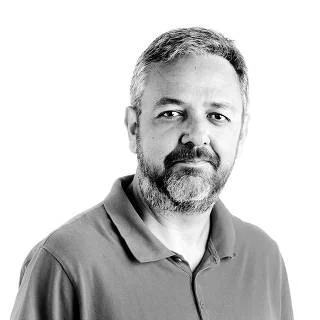 Apenas 7% das empresas estão prontas para IA, Veeam alerta sobre falhas em governança de dados, shadow AI e risco operacional que freiam adoção