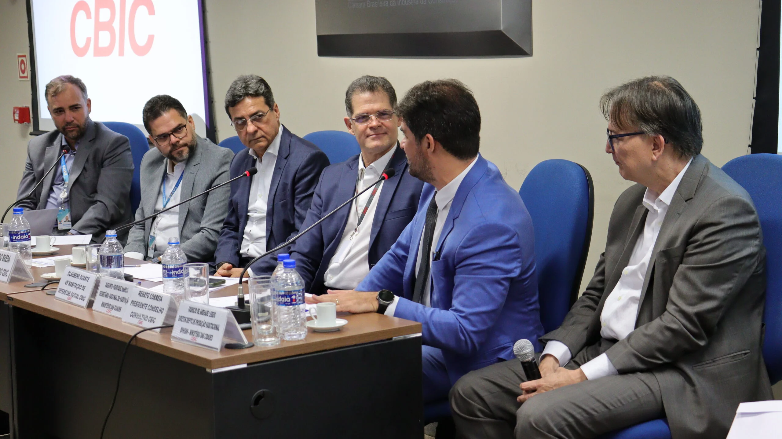 CBIC e CHIS debatem financiamento do Minha Casa Minha Vida, execução do FGTS e FAR, metas para contratar até 100 mil unidades em 2026 e retorno da formalidade