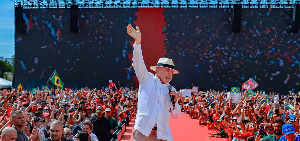 Avaliação do governo Lula: Pernambuco lidera com 46% de ótimo ou bom, Distrito Federal tem 51% ruim ou péssimo, levantamento Datafolha divulgado pela Folha de S.Paulo