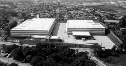 BTLG11 compra galpão logístico em Guarulhos por R$ 375 milhões, incorpora 95.348 m² 100% locados e eleva exposição a São Paulo para 42%