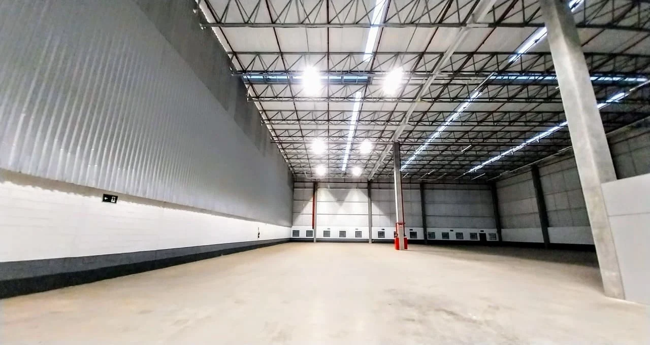 BTLG11 amplia carteira com compra de galpão logístico em Guarulhos por R$ 375 milhões, cap rate de 9,1% e yield estimado de 15,2%, impacto na carteira do fundo