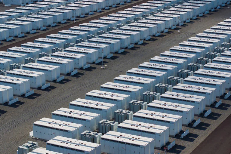 Armazenamento de energia em baterias, China domina projetos globais e provoca euforia, EUA e Brasil aceleram leilões e investimentos