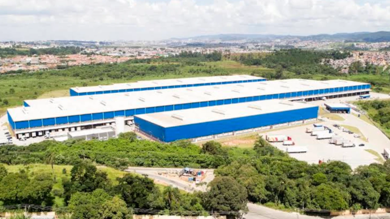 BTLG11 compra galpão em Guarulhos por R$ 375 milhões, cap rate de 9,1% e preço por m² abaixo do custo de reposição, operação deve gerar valor aos cotistas