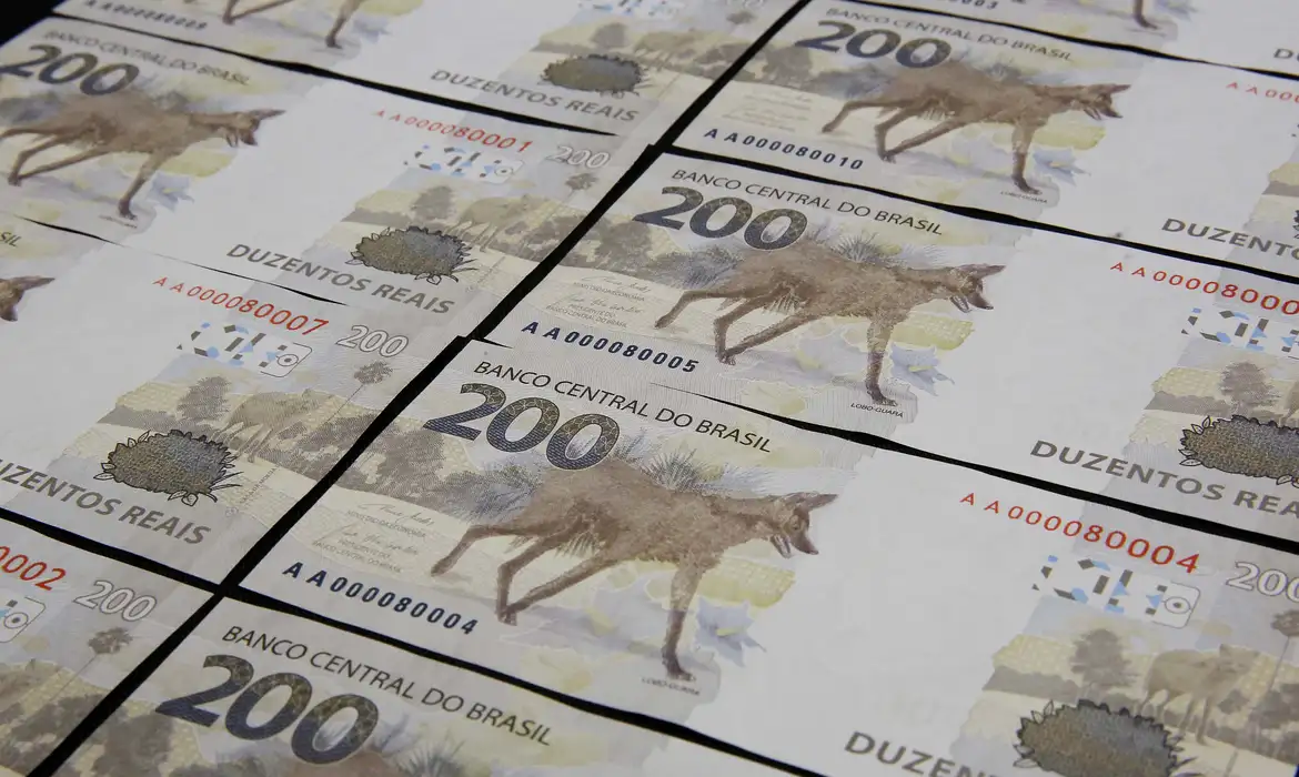 Patrimônio de investidores brasileiros avança 6,4% e alcança R$ 9,14 trilhões