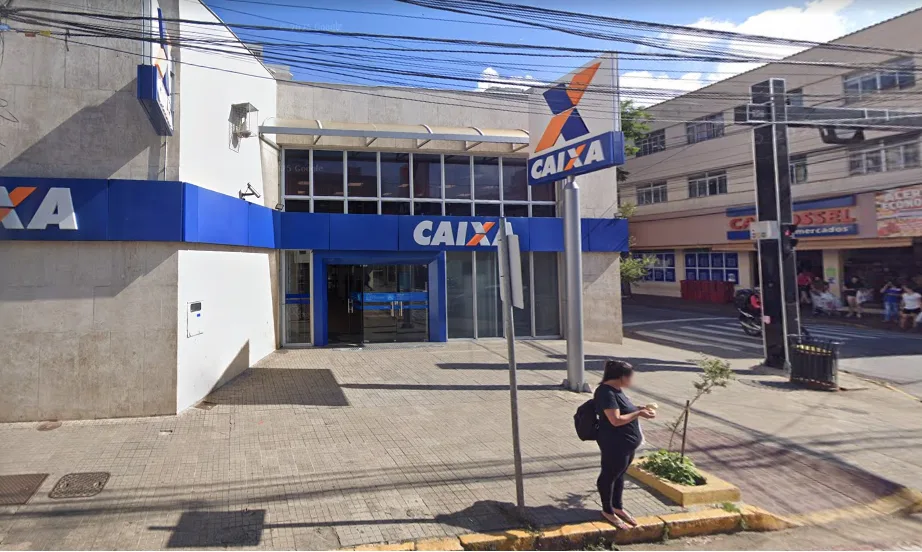 FII acerta venda de agência da Caixa com ágio de 25% e lucro de R$ 1,82 por cota