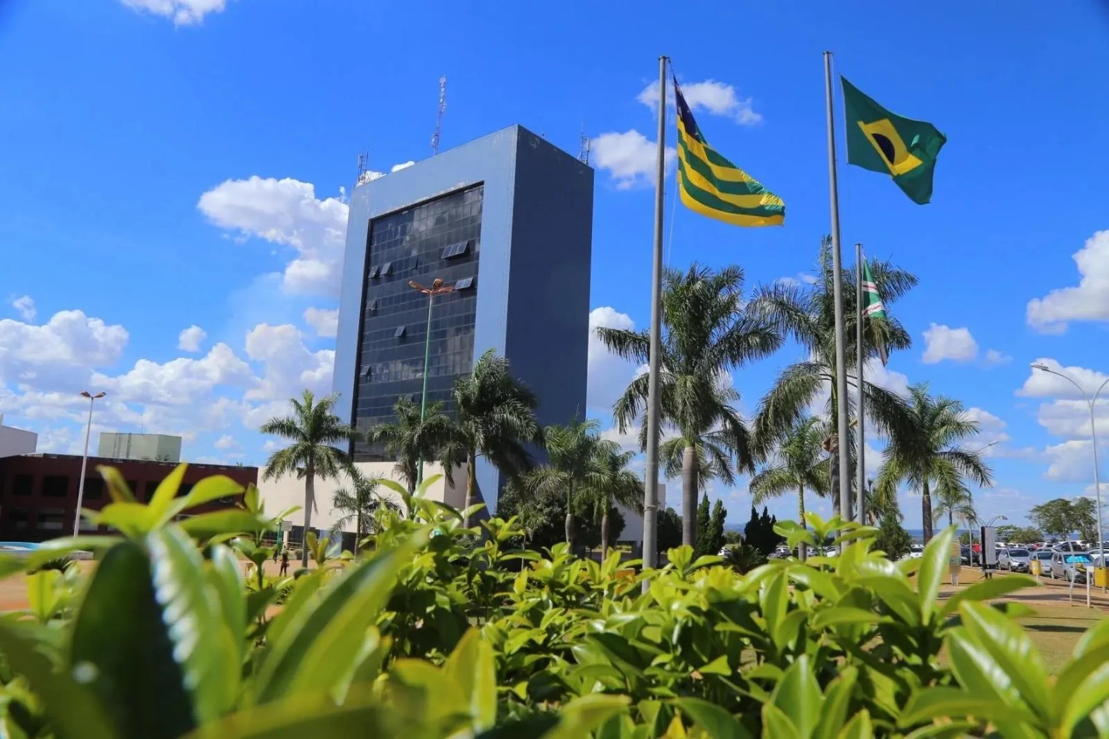 Prefeitura pressiona por fundo imobiliário, mas vereadores exigem lista de imóveis antes de votação