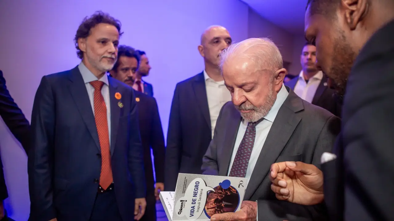 Lula reúne 744 empresários em SP em jantar no Tivoli, busca segurança jurídica e aproximação com Vale, Itaú, JBS e outros líderes do setor produtivo