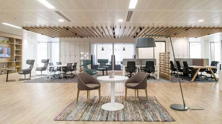 Como a IWG está ampliando o coworking no Brasil com Humanly, OpenOffice e Signature, atraindo médicos e ampliando opções entre acessível e premium