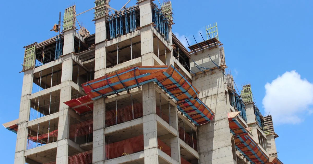 Construção civil de Minas Gerais cresce 0,3% no 2º trimestre, mas acumula retração de 2,6% no semestre, INCC-M 6,7% e vendas de materiais recuam quase 2%